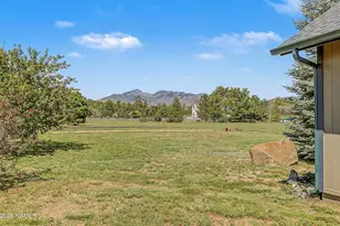 9907 Heritage Dr, Flagstaff, AZ 86004 - Photo 4
