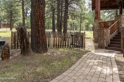 1411 Highland Meadow Road, Flagstaff, AZ 86005 - Photo 12