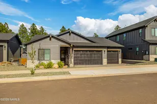 516 N Valerian Ln, Flagstaff, AZ 86004 - Photo 2