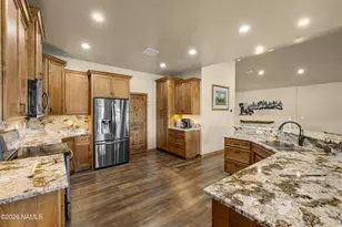 370 E Navajo Rd, Munds Park, AZ 86017 - Photo 18