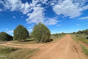 886 SW Ranch Rd, Williams, AZ 86046 - Photo 1
