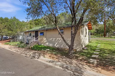 904 W Clay Avenue, Flagstaff, AZ 86001 - Photo 2