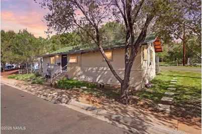 904 W Clay Avenue, Flagstaff, AZ 86001 - Photo 1