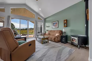 145 N Lakeview Dr, Williams, AZ 86046 - Photo 10