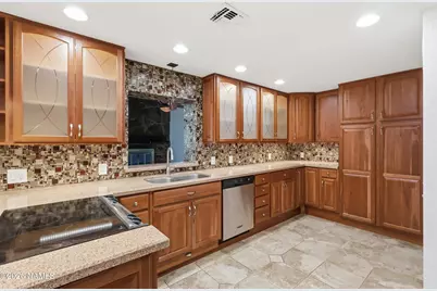 3704 N Grandview Drive, Flagstaff, AZ 86004 - Photo 10