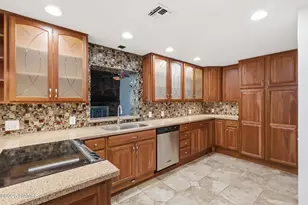 3704 N Grandview Dr, Flagstaff, AZ 86004 - Photo 10