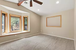 3704 N Grandview Dr, Flagstaff, AZ 86004 - Photo 30