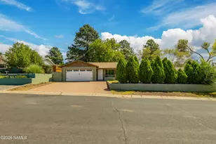 3302 N Alta Vista Dr, Flagstaff, AZ 86004 - Photo 1