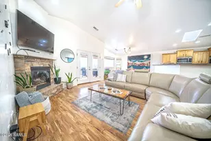 437 W Stonecliff Dr, Page, AZ 86040 - Photo 2