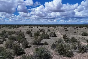 4737 E Oakwood Dr, Williams, AZ 86046 - Photo 1
