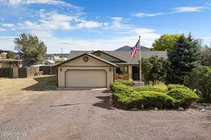 7324 Patriot Dr, Flagstaff, AZ 86004 - Photo 1