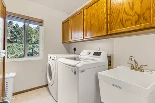 2115 N Fox Hill Rd, Flagstaff, AZ 86004 - Photo 26