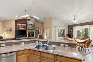 3226 S Mehrhoff Pl, Flagstaff, AZ 86005 - Photo 6