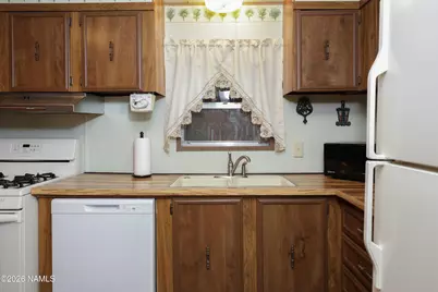 1155 E Hillside Drive, Munds Park, AZ 86017 - Photo 14