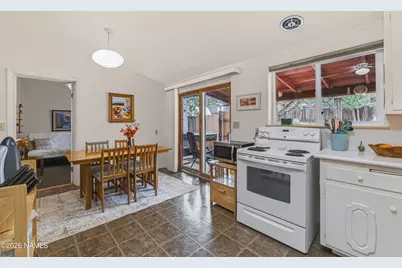 219 S Dunnam Street, Flagstaff, AZ 86001 - Photo 10