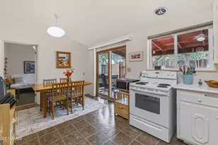 219 S Dunnam St, Flagstaff, AZ 86001 - Photo 10