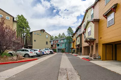 2451 W Pikes Peak Drive, Flagstaff, AZ 86001 - Photo 2