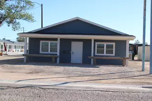 2141 W 3rd St, Winslow, AZ 86047 - Photo 1