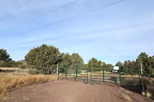 247 E Orchid Dr, Williams, AZ 86046 - Photo 1