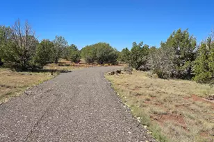 7562 N Buck Ridge Rd, Williams, AZ 86046 - Photo 1