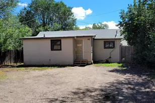 418 S Wc Riles St, Flagstaff, AZ 86001 - Photo 1