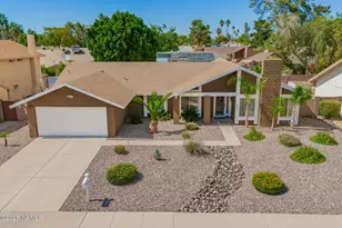 2422 W Acoma Dr, Phoenix, AZ 85023 - Photo 1