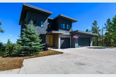 1556 W Lower Coconino Avenue, Flagstaff, AZ 86001 - Photo 1