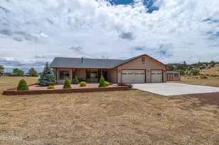 9255 Stardust Trail, Flagstaff, AZ 86004 - Photo 1