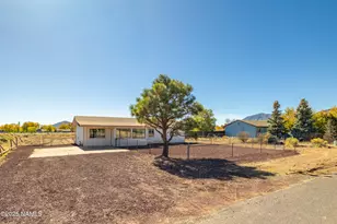 7856 E Moonbeam Dr, Flagstaff, AZ 86004 - Photo 1