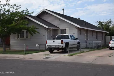 307 W Oak Street, Winslow, AZ 86047 - Photo 1