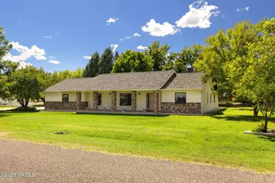 415 W Hereford Drive, Camp Verde, AZ 86322 - Photo 1