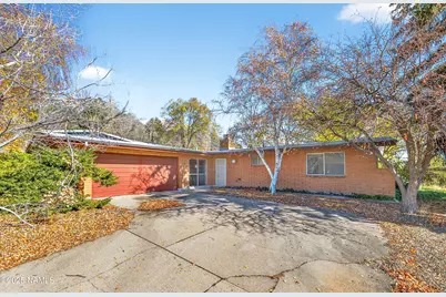 3406 N Dyer Street, Flagstaff, AZ 86004 - Photo 1