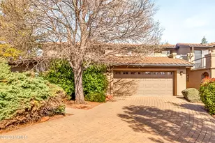 318 Capitol Butte Dr, Sedona, AZ 86336 - Photo 1