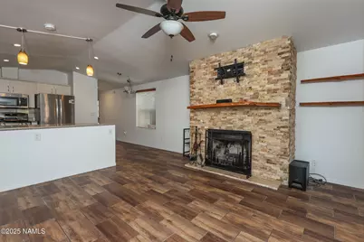 1065 E Chalet Place, Munds Park, AZ 86017 - Photo 1