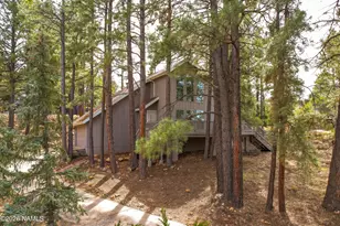 2250 E Cricket Ln, Flagstaff, AZ 86004 - Photo 1