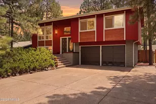 801 E Crestview Ave, Flagstaff, AZ 86001 - Photo 1