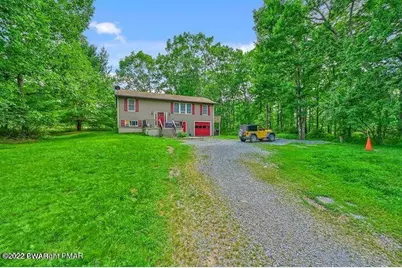 48 Woodlyn Acres Road, Hawley, PA 18428 - Photo 2