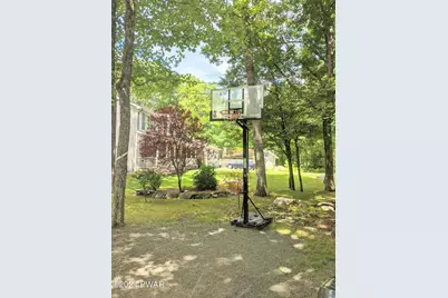 131 Surrey Drive, Lords Valley, PA 18428 - Photo 10