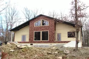 101 Appaloosa Dr, Lords Valley, PA 18428 - Photo 1