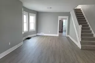 22 Gates, Wilkes-Barre, PA 18702 - Photo 2