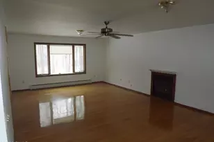 129 Hawk View Dr, Milford, PA 18337 - Photo 4