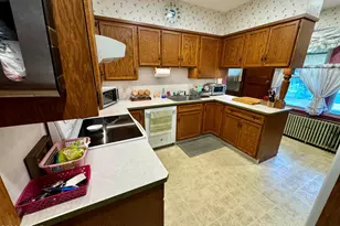 910 Maple Ave, Honesdale, PA 18431 - Photo 32