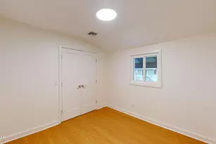 107 S Pond Cir, Dingmans Ferry, PA 18328 - Photo 60