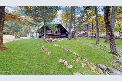 107 S Pond Circle, Dingmans Ferry, PA 18328 - Photo 22
