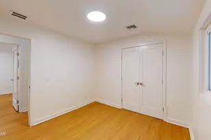 107 S Pond Cir, Dingmans Ferry, PA 18328 - Photo 16