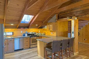 105 Alta Ln, Tafton, PA 18464 - Photo 4