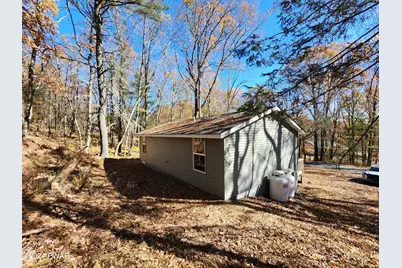 213 Butternut Street, Dingmans Ferry, PA 18328 - Photo 2