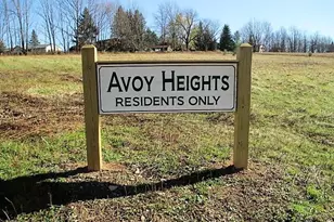 4 Avoy Heights Rd, Lake Ariel, PA 18436 - Photo 1