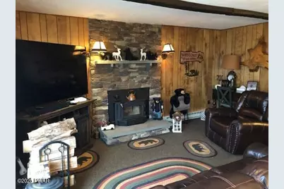 150 Tanglwood Drive, Greentown, PA 18426 - Photo 18