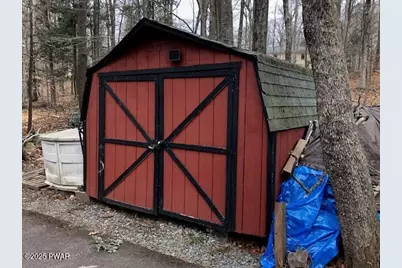 150 Tanglwood Drive, Greentown, PA 18426 - Photo 14